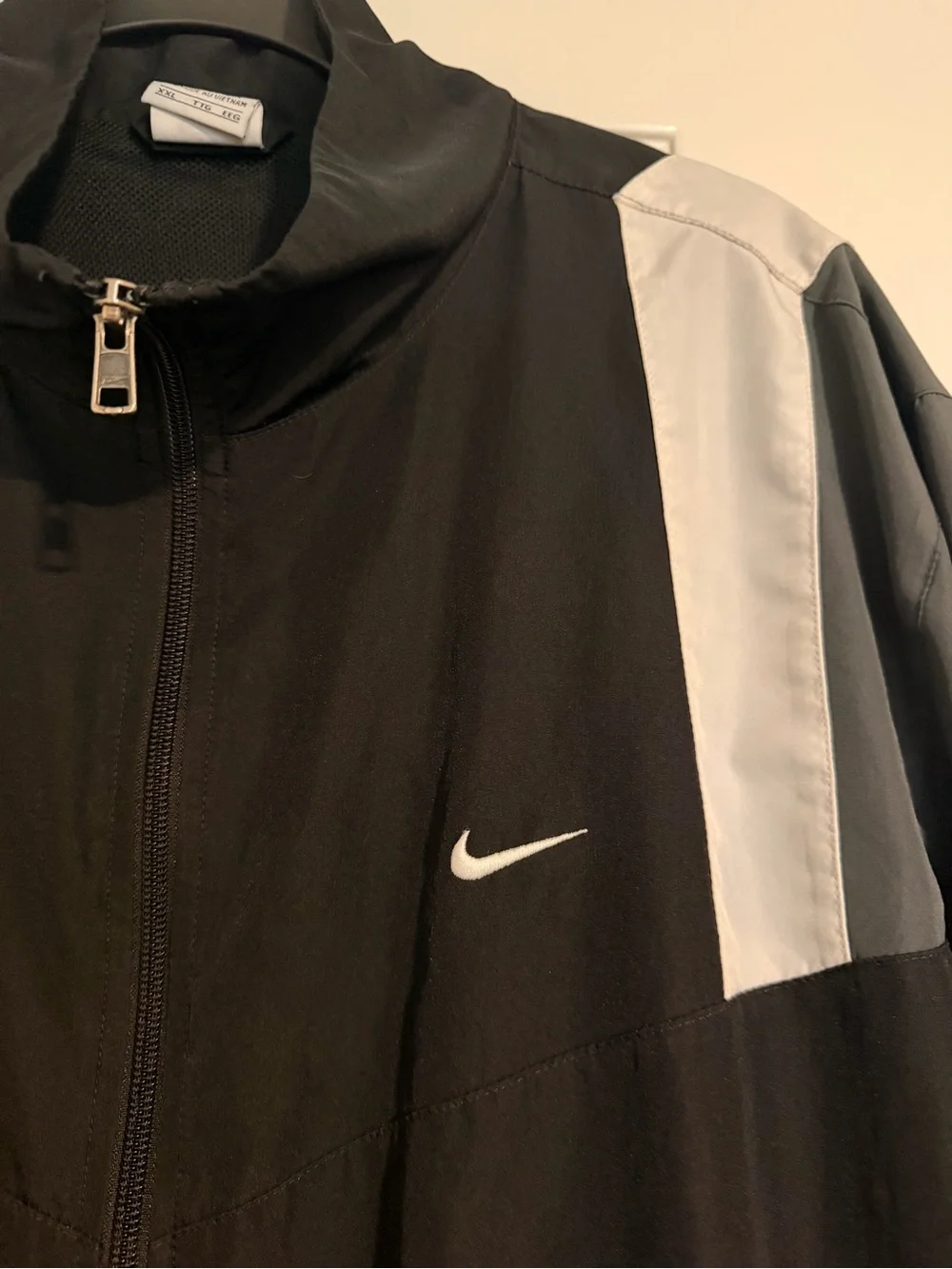 Nike retro picture